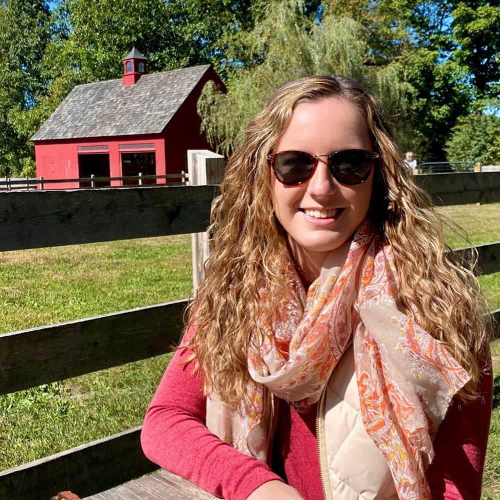Meet your Posher, Alyx